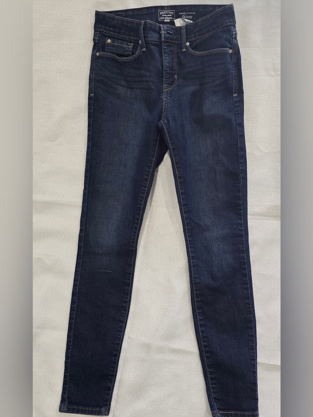 Signature by Levi Strauss Indigo Skinny Jeans